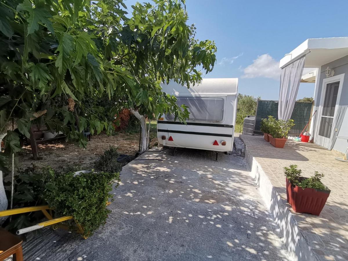 Green Garden Caravan Hotell Agrilia Eksteriør bilde